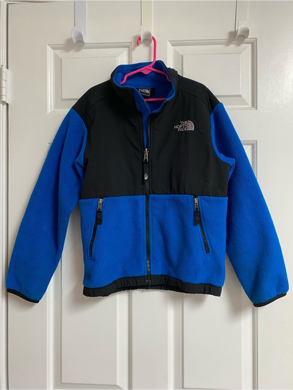 The North Face Kids Blue and Black Denali Fleece Jacket (7/8)